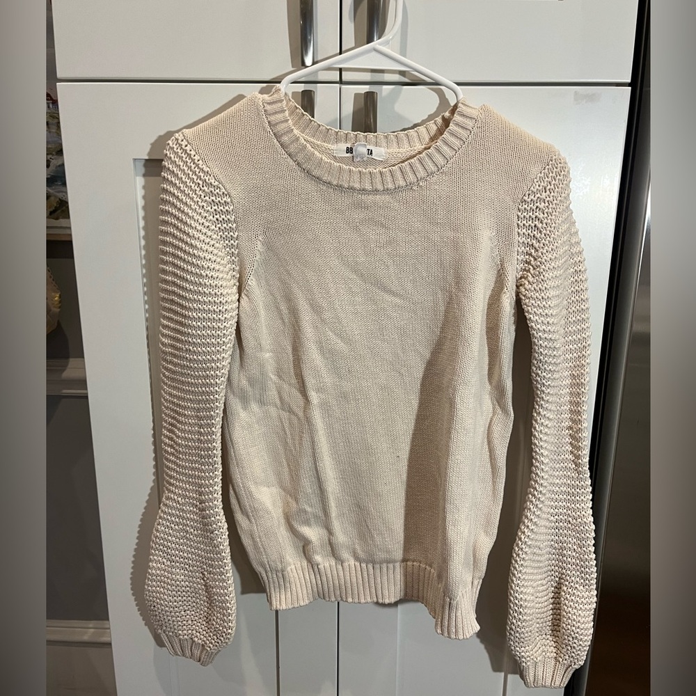 BB Dakota cream sweater with knit balloon sleeves, xs